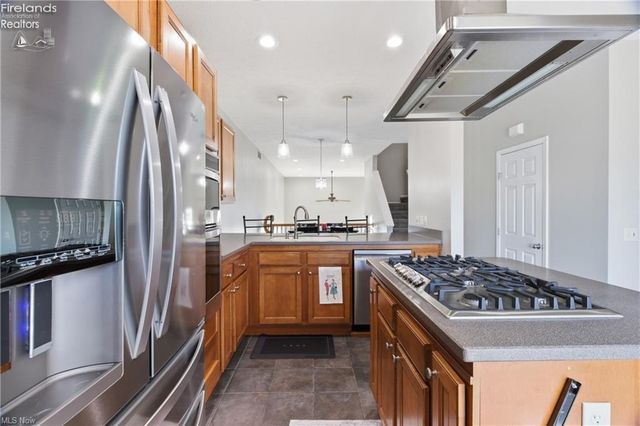 323 Arizona Avenue, Lorain, OH 44052