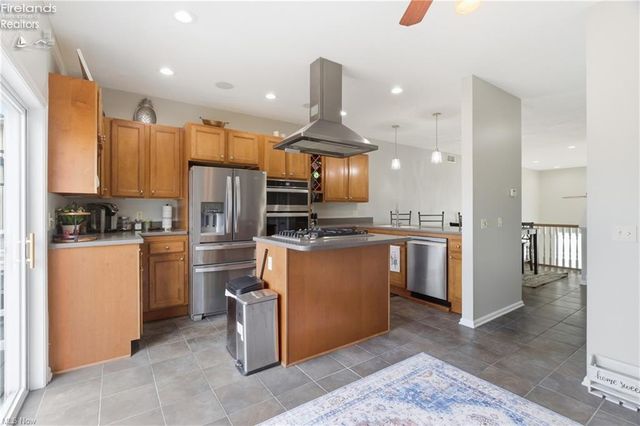 323 Arizona Avenue, Lorain, OH 44052