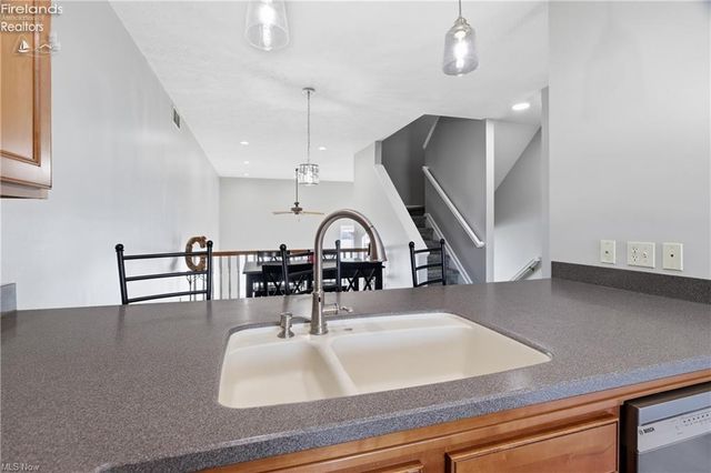 323 Arizona Avenue, Lorain, OH 44052