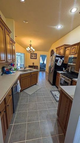 708 Cherokee Drive, Gentry, AR 72734