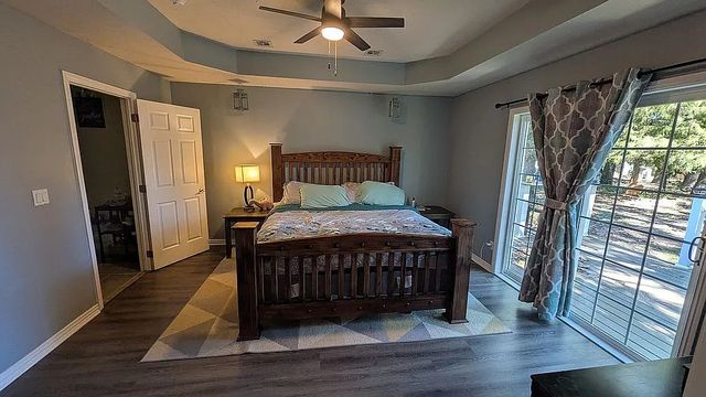 708 Cherokee Drive, Gentry, AR 72734