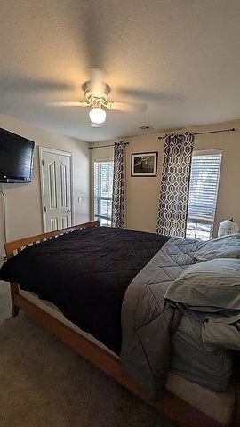 708 Cherokee Drive, Gentry, AR 72734