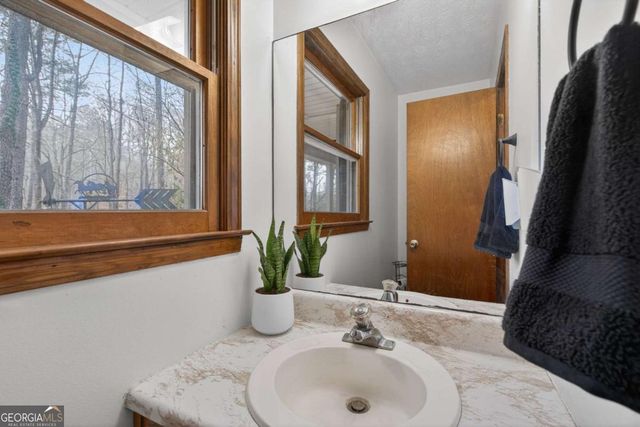 645 Davis Road, Hiram, GA 30141