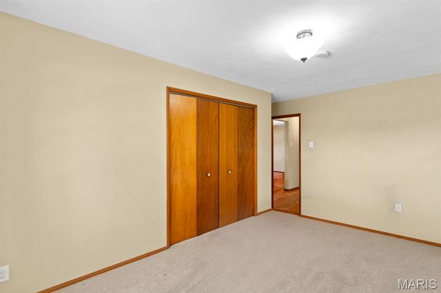 6541 Lindenwood Place, St Louis, MO 63109