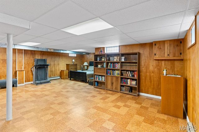 6541 Lindenwood Place, St Louis, MO 63109