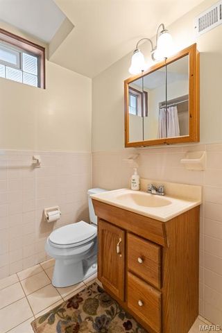 6541 Lindenwood Place, St Louis, MO 63109