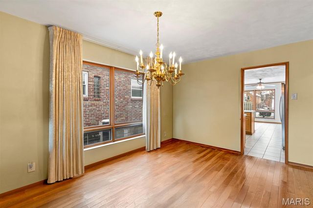 6541 Lindenwood Place, St Louis, MO 63109