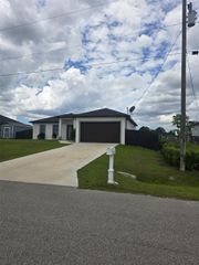 1156 HELEN AVENUE S, Lehigh Acres, FL 33974