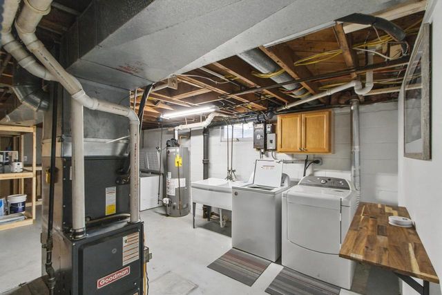 221 Highland Avenue, Portage, WI 53913