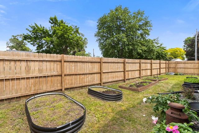 221 Highland Avenue, Portage, WI 53913