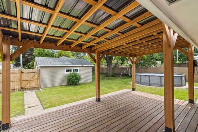 221 Highland Avenue, Portage, WI 53913