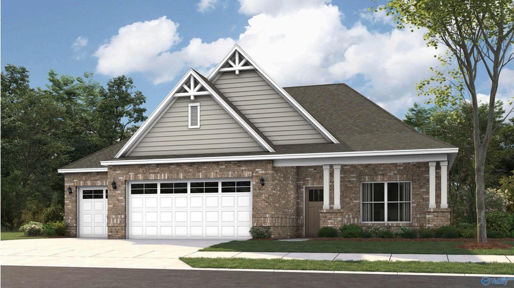 7636 Shaun Leslie Circle SE, Owens Cross Roads, AL 35763