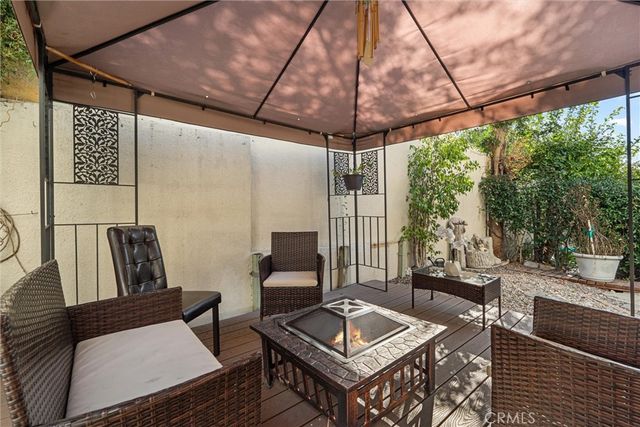 4558 Jessica Dr, Los Angeles, CA 90065