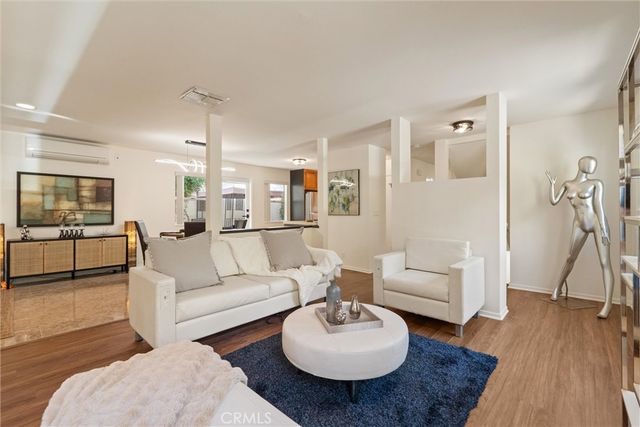 4558 Jessica Dr, Los Angeles, CA 90065