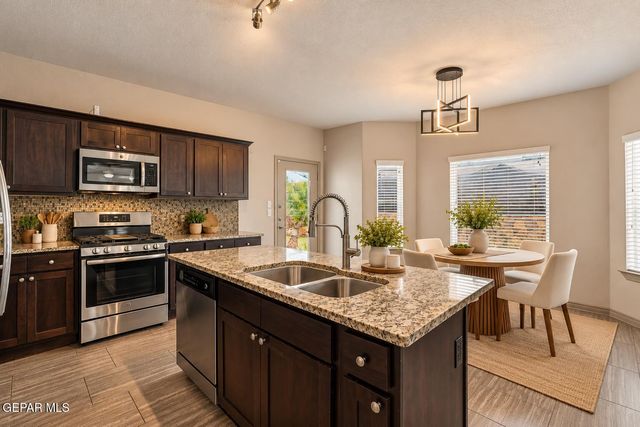 11613 GREAT ABACO Court, El Paso, TX 79936