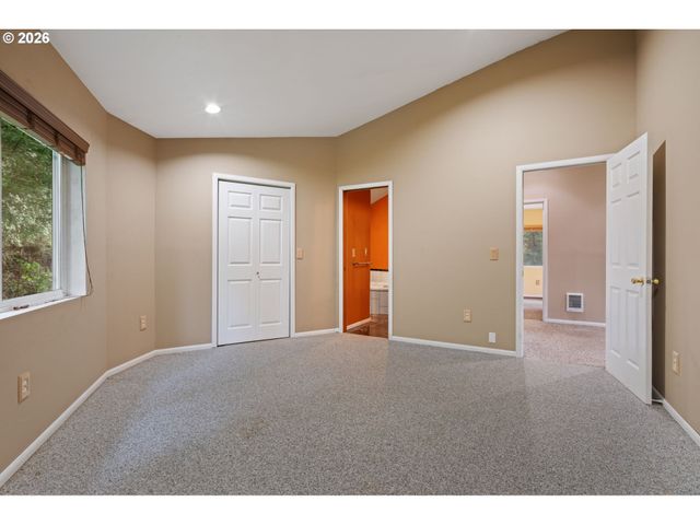 25140 S DIANNE Dr, Beavercreek, OR 97004