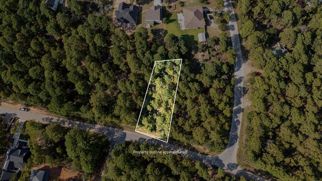 136 Lamaloa LN, Bastrop, TX 78602