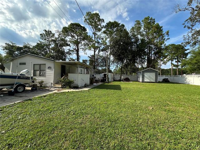 24302 MAXWELL STREET, Astor, FL 32102