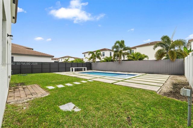 12927 SW 229th Ter, Miami, FL 33170