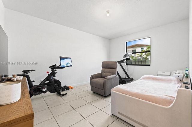 12927 SW 229th Ter, Miami, FL 33170