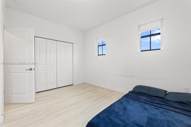 12927 SW 229th Ter, Miami, FL 33170