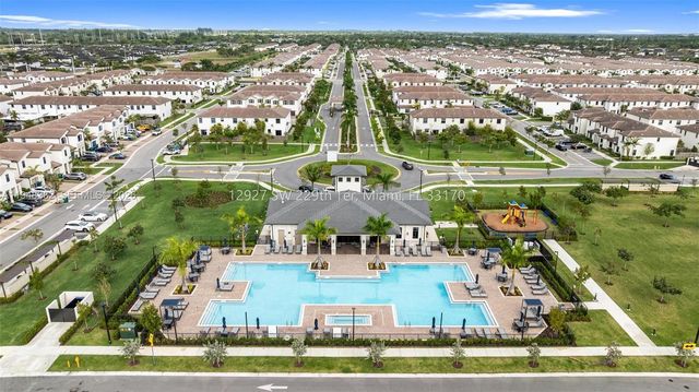 12927 SW 229th Ter, Miami, FL 33170