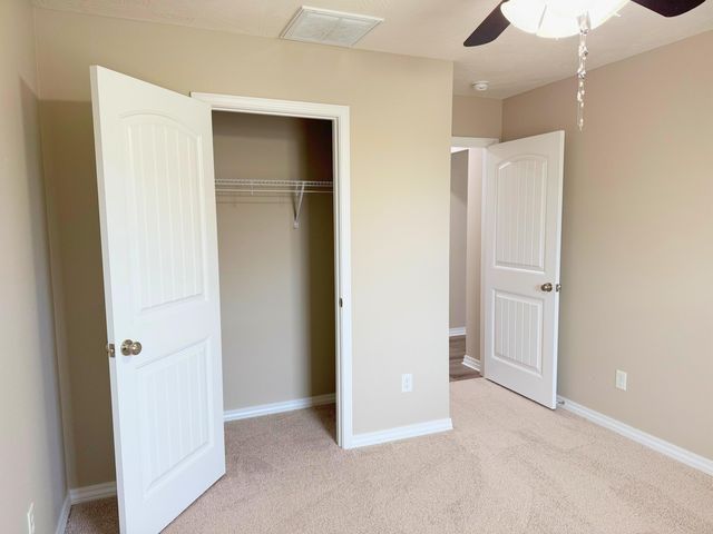 526 Declaration Drive, Rogersville, MO 65742