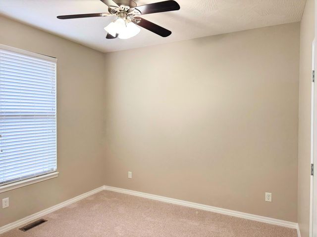 526 Declaration Drive, Rogersville, MO 65742