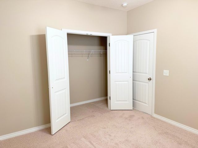 526 Declaration Drive, Rogersville, MO 65742