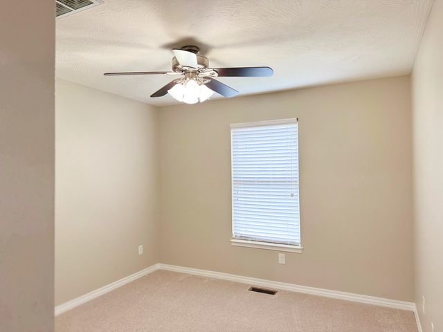 526 Declaration Drive, Rogersville, MO 65742