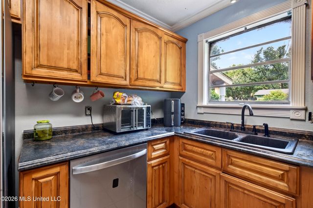 4511 Concord Street, Pascagoula, MS 39581