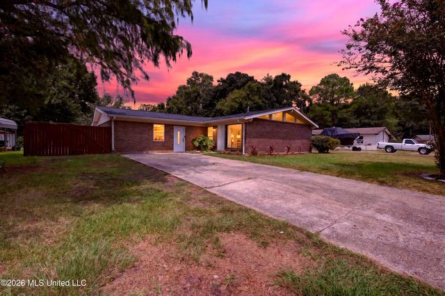 4511 Concord Street, Pascagoula, MS 39581