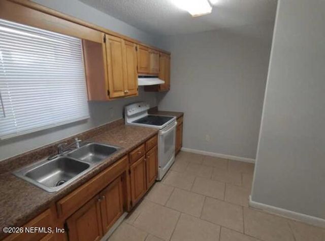 5207 PLYMOUTH Street, Jacksonville, FL 32205