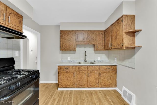 21440 Fuller Avenue, Euclid, OH 44123