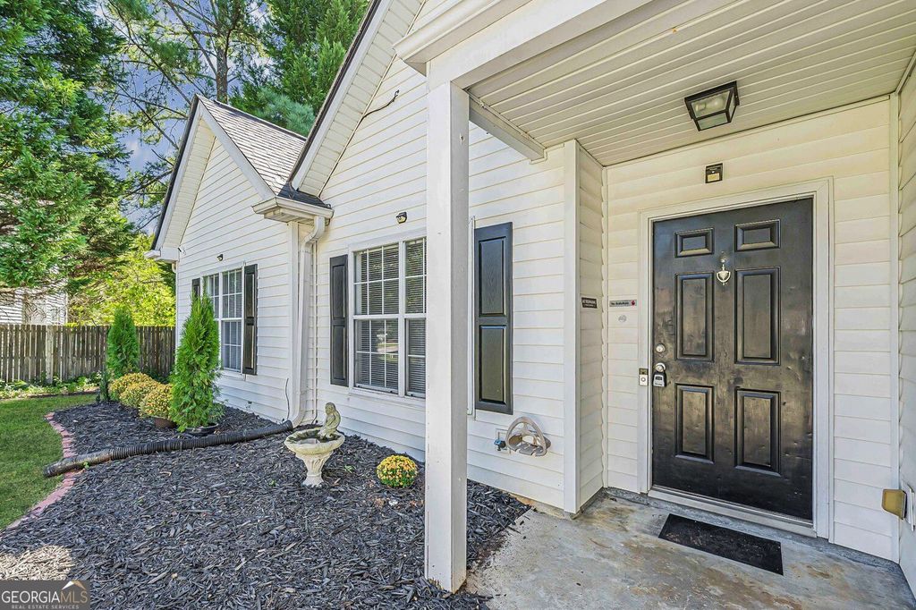 1072 Pennsylvania Run, Lawrenceville, GA 30043 — photo 2