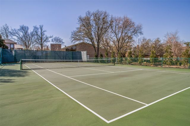 29 Royal Way, Dallas, TX 75229