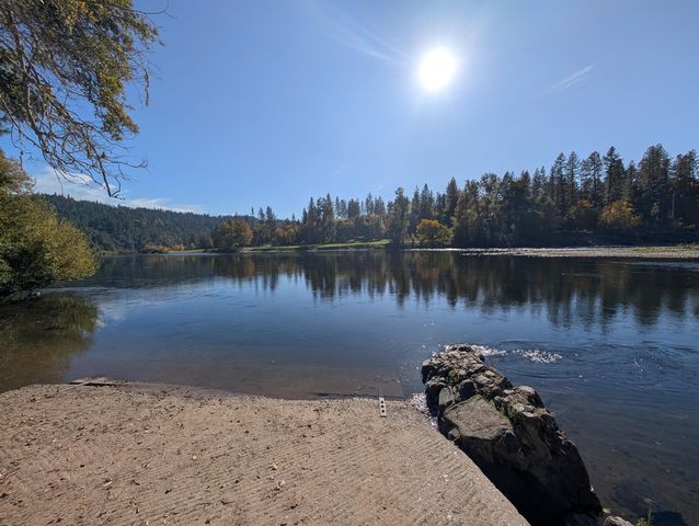 Ferry Road 104, Grants Pass, OR 97526