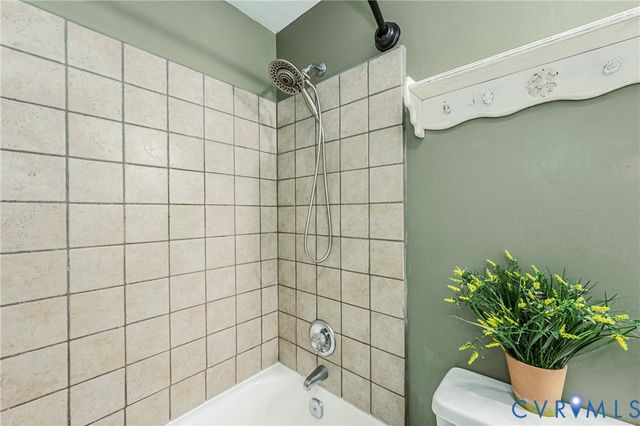 13707 Sutters Mill Cir, Midlothian, VA 23112