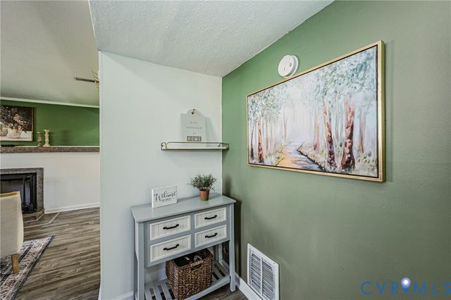 13707 Sutters Mill Cir, Midlothian, VA 23112