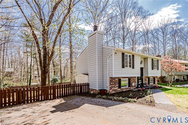 13707 Sutters Mill Cir, Midlothian, VA 23112