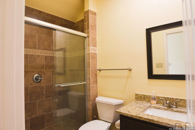 9 Chapel Hill Circle, San Antonio, TX 78240