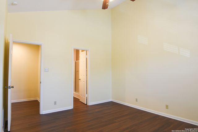 9 Chapel Hill Circle, San Antonio, TX 78240