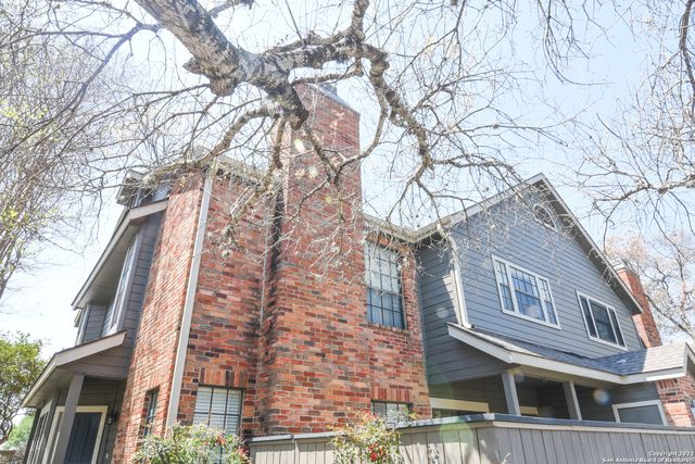 9 Chapel Hill Circle, San Antonio, TX 78240