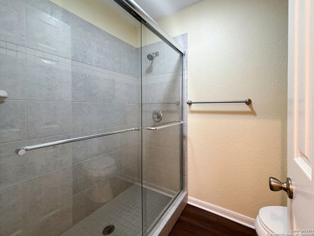 9 Chapel Hill Circle, San Antonio, TX 78240
