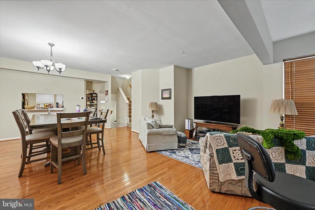 Image 13 of property listing at 3507 IVY BANK PL, Laurel, MD 20724