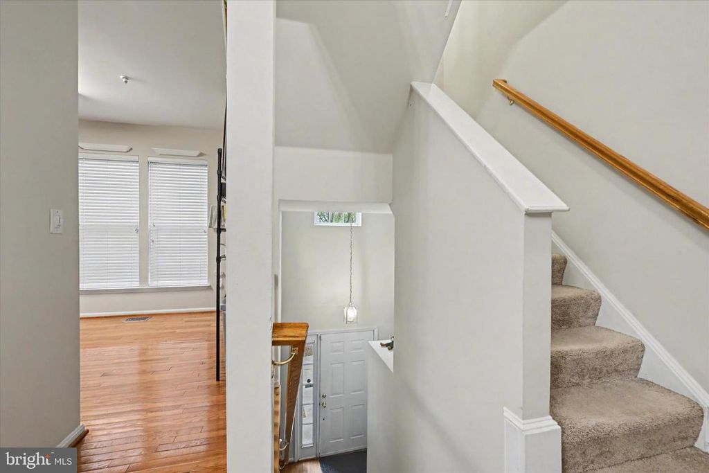 Image 5 of property listing at 3507 IVY BANK PL, Laurel, MD 20724