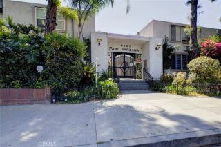 18620 Hatteras 266, Tarzana, CA 91356