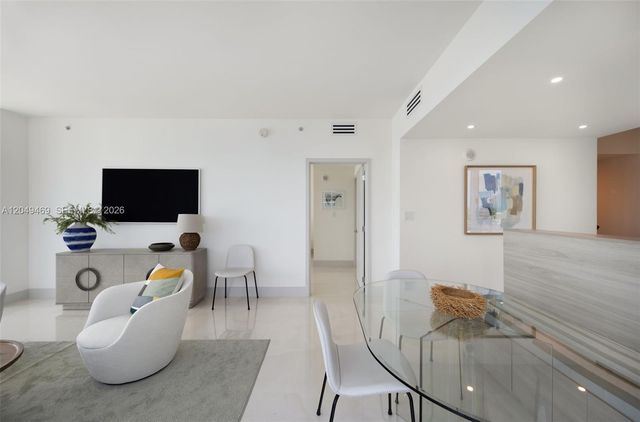 6799 Collins Ave 1402, Miami Beach, FL 33141