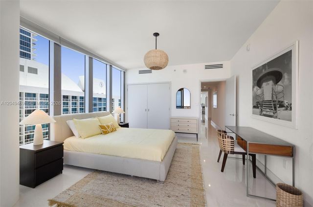 6799 Collins Ave 1402, Miami Beach, FL 33141
