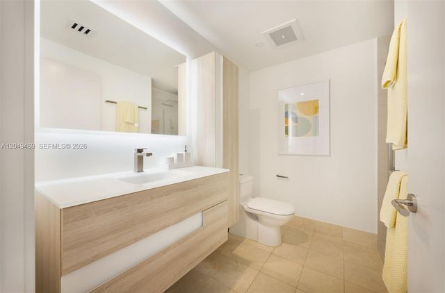 6799 Collins Ave 1402, Miami Beach, FL 33141